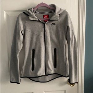 Nike sweatshirt